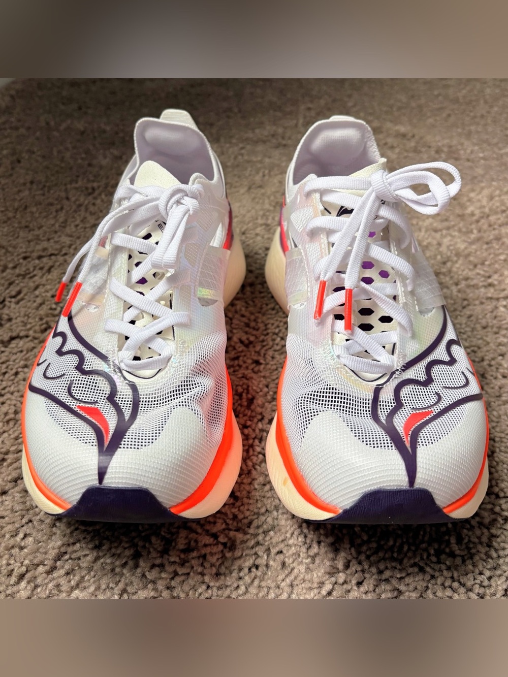 NWOT Saucony Men's Endorphin Elite White/Vizired Performance Running Shoes Size - Picture 4 of 7